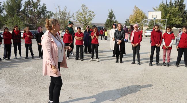 Karaköprü Kırsalında Geri Dönüşüm Öğretiliyor