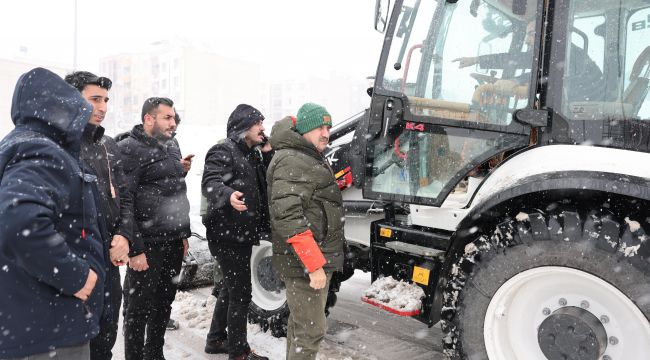Başkan Gülpınar, Karla Mücadeleyi Sahada İnceledi
