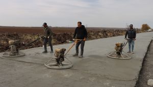 Büyükşehir, Siverek’te Beton Yol Atağını Sürdürüyor