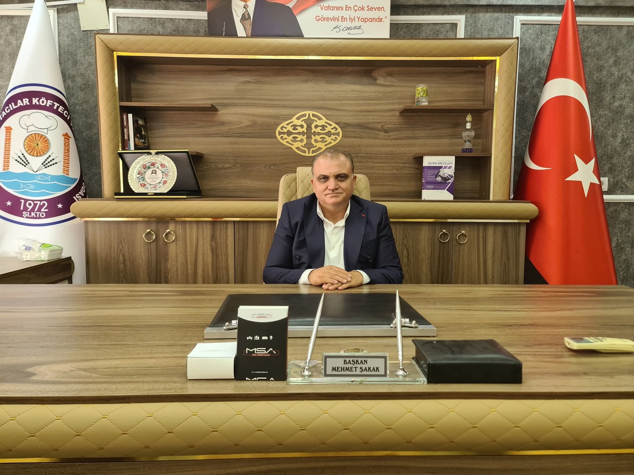 Fotoğraflar Konuşuyor: Bir Makamın Değil, Bir Mesleğin Hikâyesi