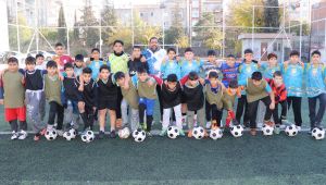 Haliliye’de Kış Spor Okullarında Futbol Coşkusu Sürüyor