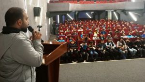 İz Bırakanlar Cemiyeti'nden Öğrencilere Yönelik İlham Veren Söyleşi