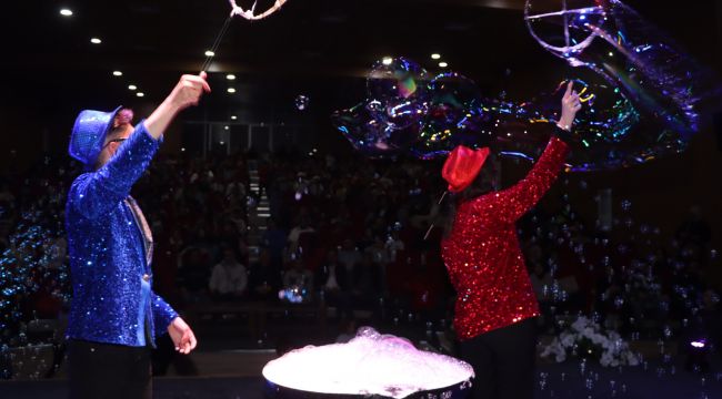 Karaköprü Belediyesinden Çocuklara Unutulmaz “Bubble Show” Etkinliği