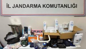 Şanlıurfa’da Kaçak Sağlık Merkezine Jandarma Baskını: 600 Bin TL’lik Malzeme Ele Geçirildi