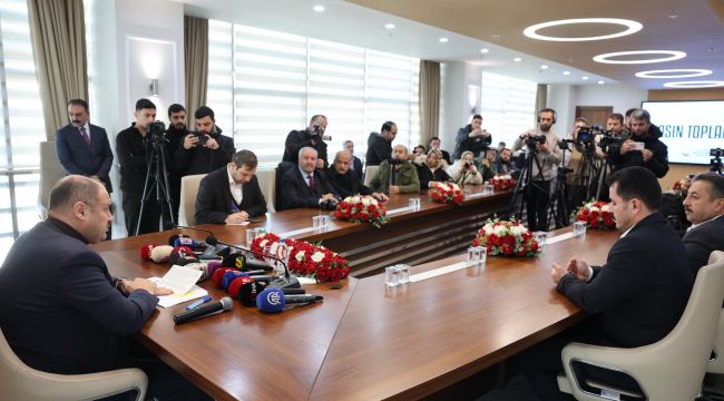 Başkan Gülpınar, Karla Mücadele Çalışmalarını Değerlendirdi