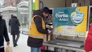 Haliliye Belediyesi'nden Yoğun Kar Yağışında Sıcak Çorba İkramı