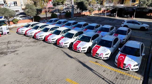 Karaköprü Belediyesi Hizmet Filosunu 71 Yeni Araçla Güçlendirdi