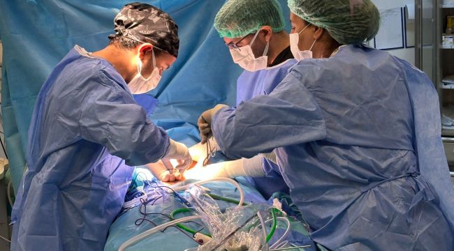 Rektum Kanseri Laparoskopik Yöntemle Başarıyla Tedavi Edildi