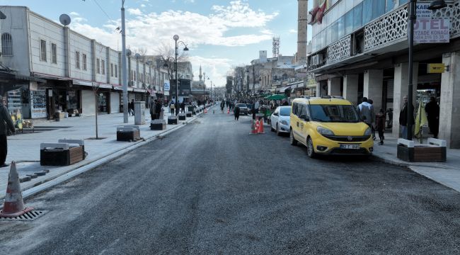 Divanyolu’nda İlk Etap Asfalt Çalışmaları Tamamlandı