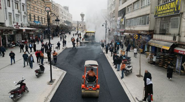Divanyolu Yayalaştırma Projesinde Asfalt Serimi Başladı