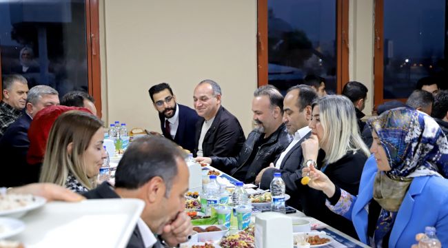 İl Sağlık Müdürü Berk, Sağlık Çalışanlarıyla İftar Programında Buluştu