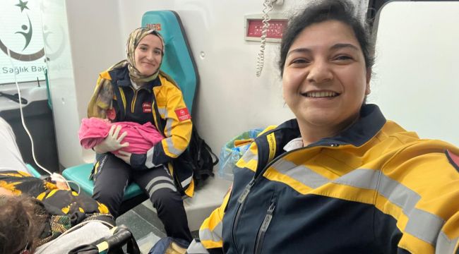 Şanlıurfa'da Ambulansta Doğum Heyecanı Yaşandı