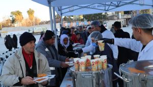 7’den 70’e Herkes Büyükşehir’in İftar Çadırlarında Buluştu