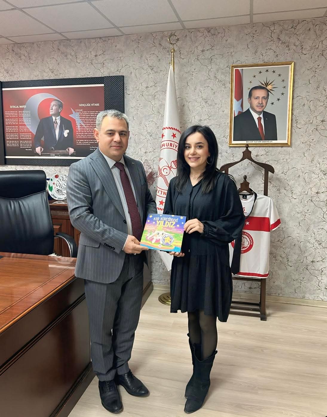 Akçakale’de Bağdagül öğretmenden anlamlı eser