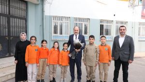 Başkan Gülpınar, “Hikayemde Konuğum Var” Etkinliğinde Öğrencilerle Buluştu