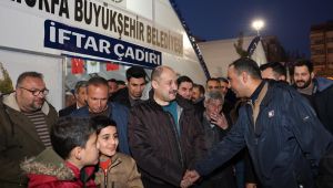 Başkan Gülpınar, İftar Çadırında Vatandaşlarla Buluştu