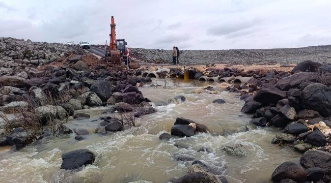 Büyükşehir Ekipleri Selin Zararını Gidermek İçin Sahada