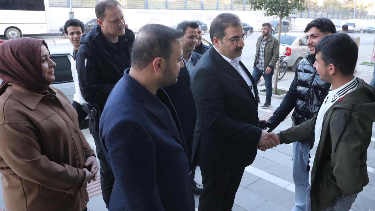 Başkan Canpolat Ve Ak Parti İlçe Yönetimi Devteyşti’de Vatandaşlarla Buluştu