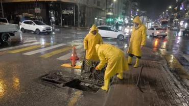 Haliliye Belediyesi’nden Sağanak Yağışlara Karşı Yoğun Mesai