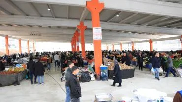 Karaköprü’ye bir modern semt pazarı daha kazandırıldı