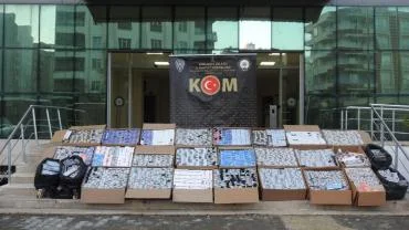 Şanlıurfa’da Kaçak Sigara Operasyonu: 1 Tutuklama