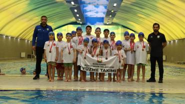Şanlıurfa’da Minik Yüzücülerden 24 Madalya
