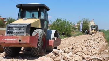 Büyükşehir, Harran’da 7,2 Kilometrelik Yolu Yeniliyor