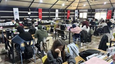 Eyyübiye’de Gençlere Eğitim Desteği:   15 Temmuz Eğitim Otağı Yoğun İlgi Görüyor