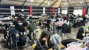 Eyyübiye’de Gençlere Eğitim Desteği:   15 Temmuz Eğitim Otağı Yoğun İlgi Görüyor