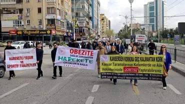 Şanlıurfa’da Dünya Sağlık Günü Yürüyüşü Düzenlendi