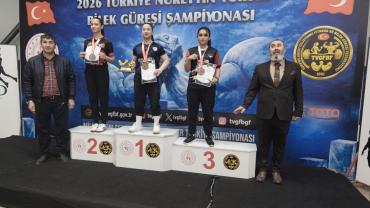 Türkiye Bilek Güreşi Milli Takım Seçmelerinde Genel Klasmanda Şanlıurfa Takımı Türkiye Şampiyonu Oldu