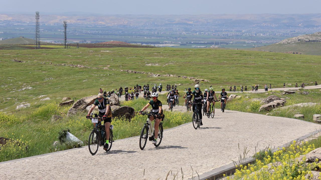 2. Göbeklitepe Bisiklet Festivali’nde 250 Sporcu Haliliye’de Pedal Çevirdi