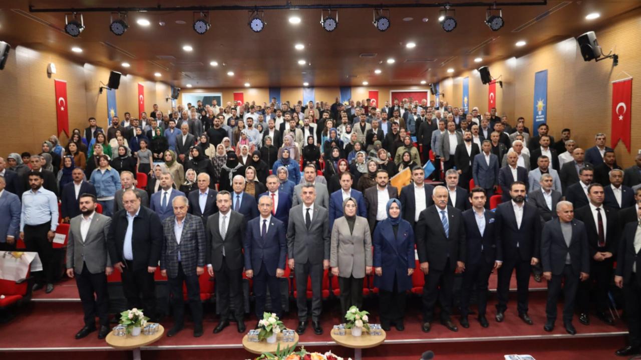 AK Parti İl Danışma Meclisi Büyük Bir Coşku İle Yapıldı
