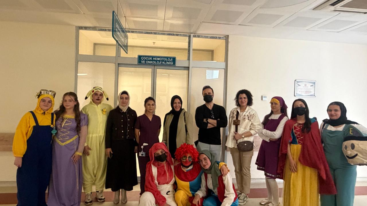Minik Yüreklere Moral Oldular