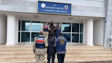 Şanlıurfa’da Sahtecilik Suçundan Aranan 2 Hükümlü Yakalandı