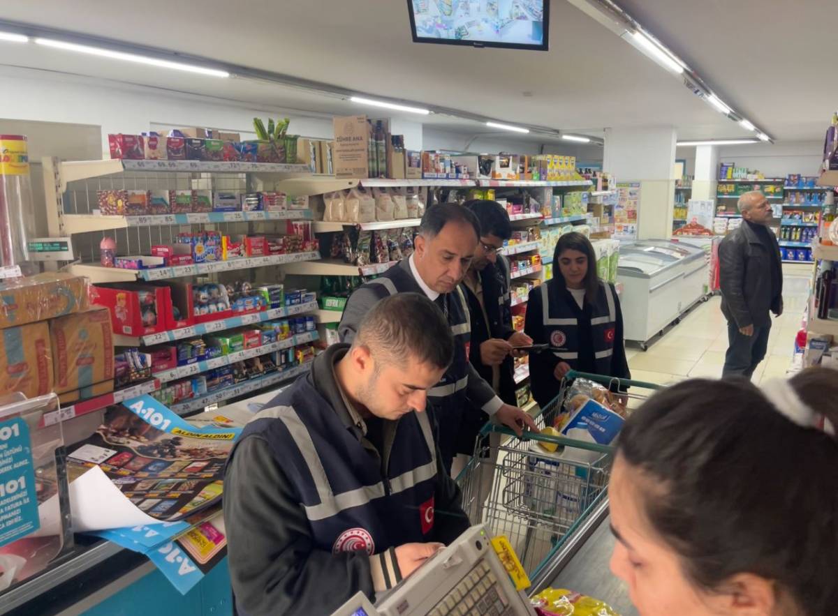 Başkan Canpolat Ve Vekil Eyyüpoğlu, Ramazan’ın Son İftarında Vatandaşlarla Buştu